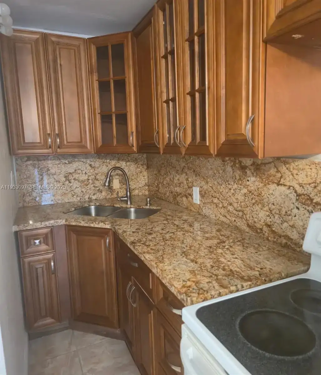 38 Edmund Rd # 1, West Park FL 33023 photo 4
