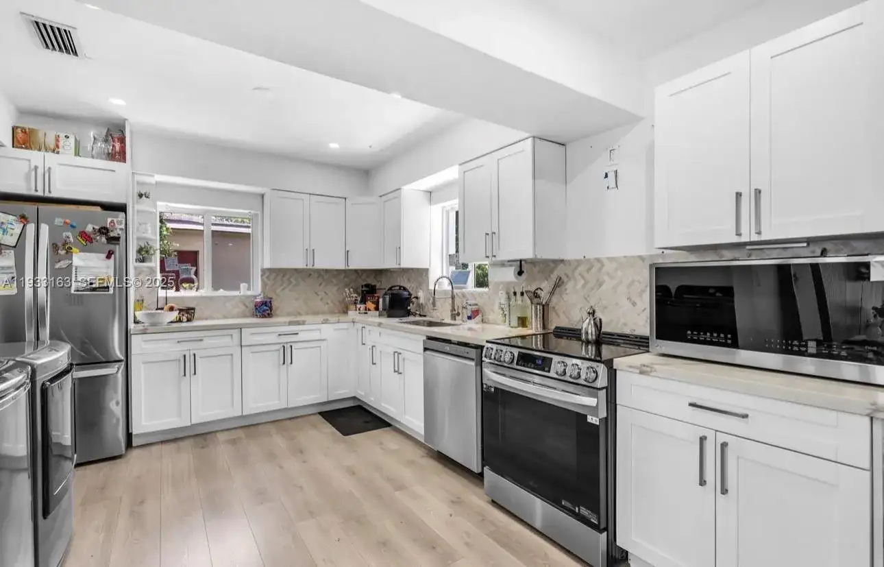 1735 NE 147th St # 1735, Miami FL 33181 photo 5