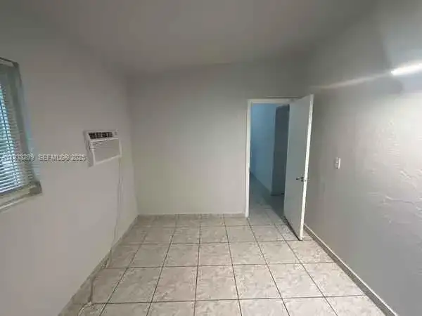 1261 NW 24th St # 2, Miami FL 33142 photo 3