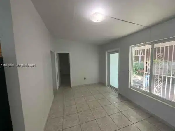 1261 NW 24th St # 2, Miami FL 33142 photo 5
