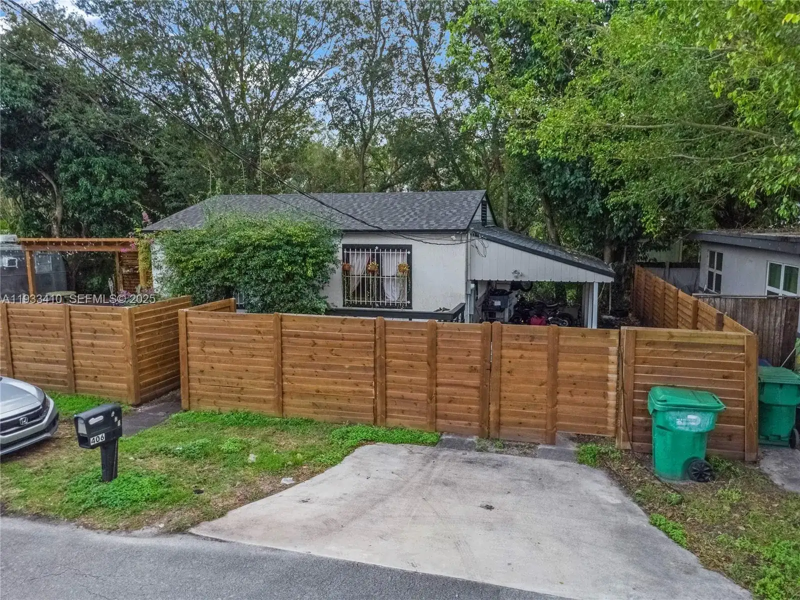 9210 NW 4th Ave, Miami FL 33150 photo 5