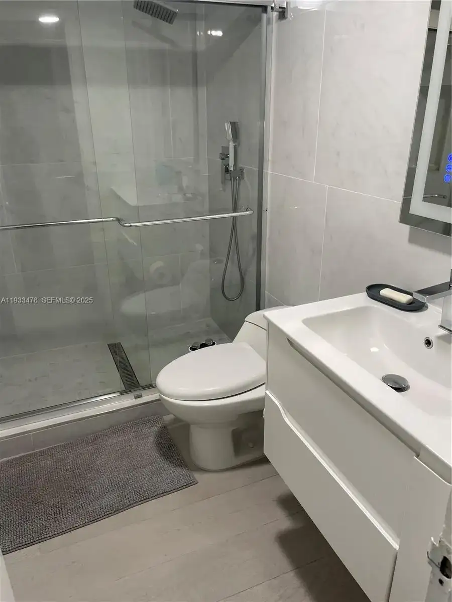 2030 S Ocean Dr # 805, Hallandale Beach FL 33009 photo 4