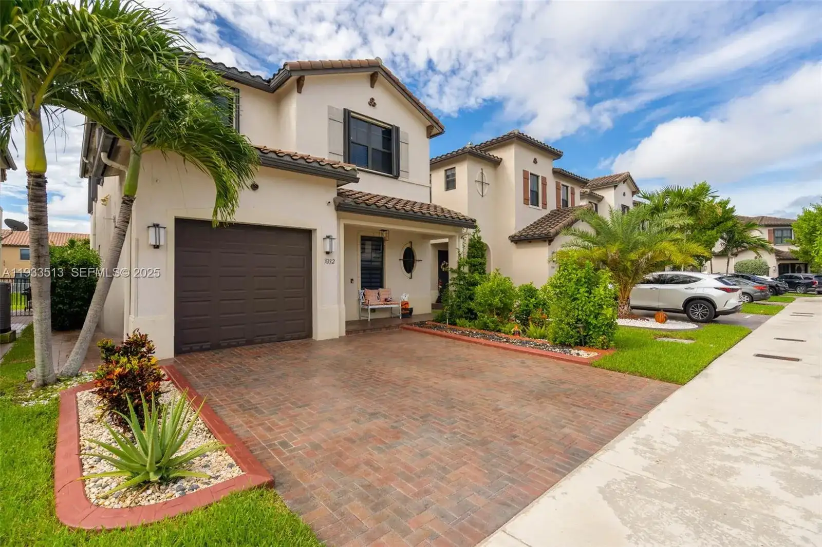 3332 W 95th Ter, Hialeah FL 33018 photo 3