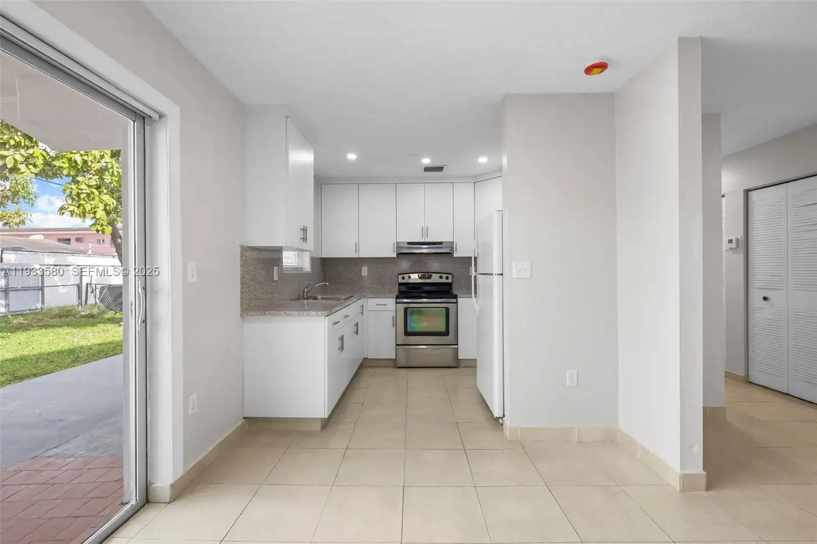 85 W 24th St # 85, Hialeah FL 33010 photo 5