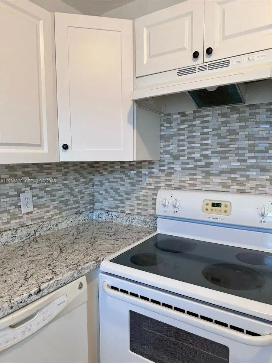 269 Brittany # F, Delray Beach FL 33446 photo 2