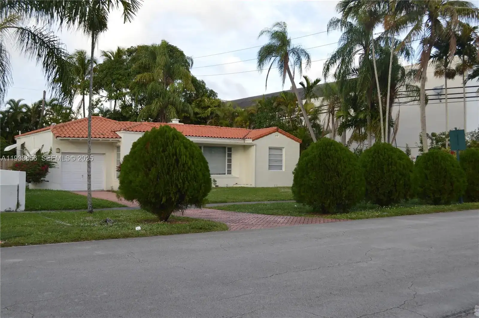 165 NE 98th St, Miami Shores FL 33138 photo 3