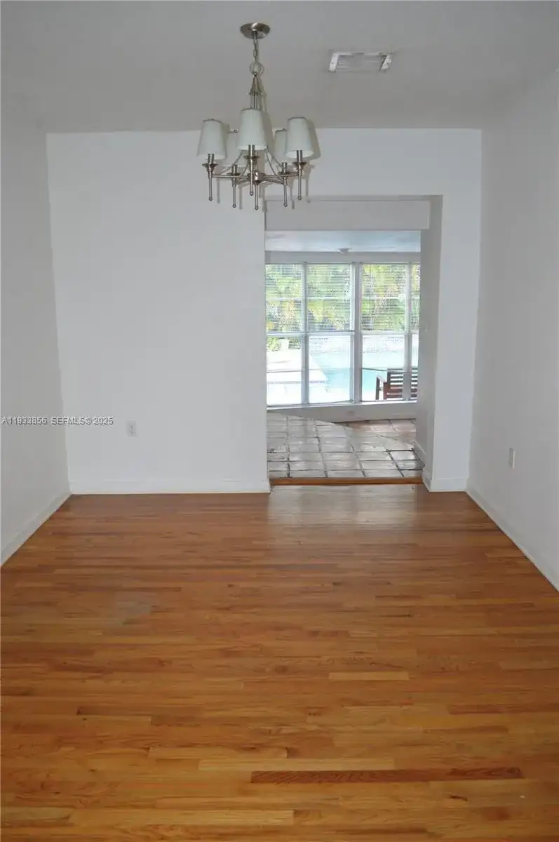 165 NE 98th St, Miami Shores FL 33138 photo 5