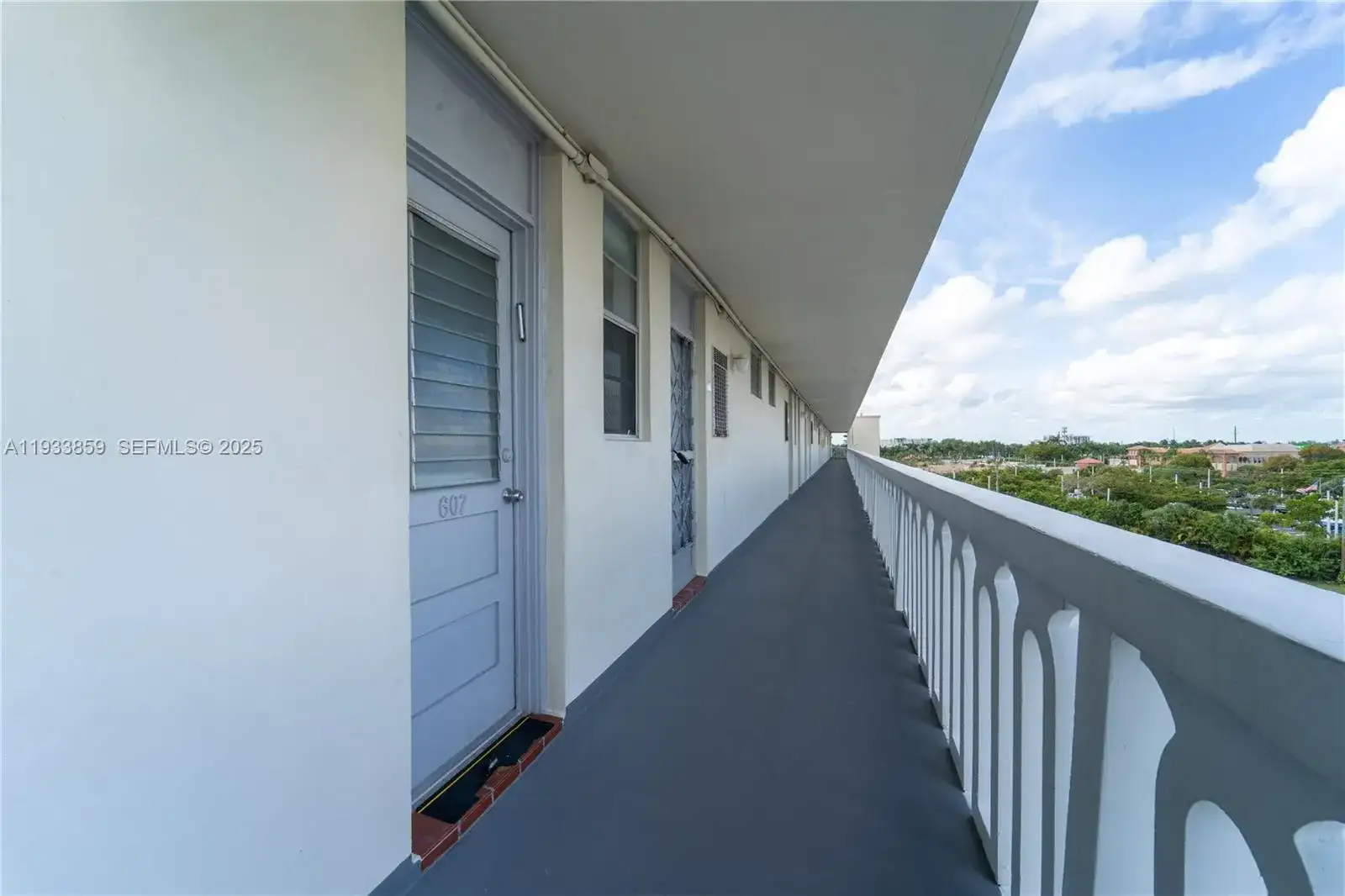 2855 Leonard Dr # H607, Aventura FL 33160 photo 5