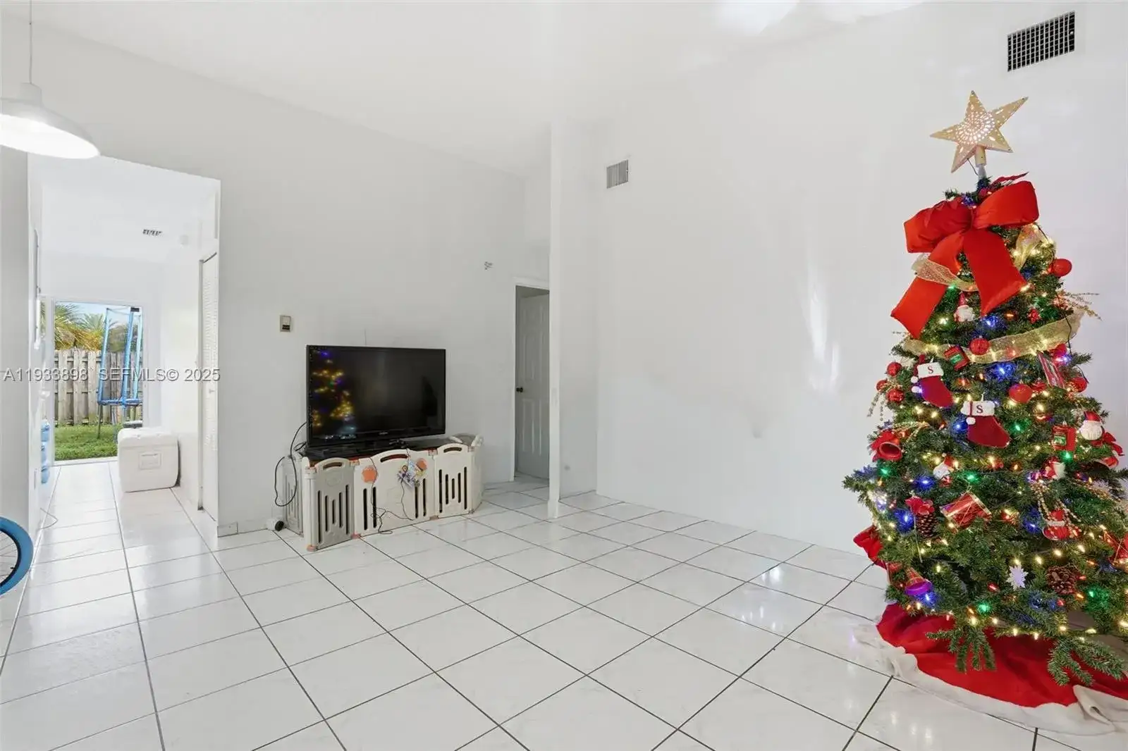 18615 NW 84th Court # 1, Hialeah FL 33015 photo 3