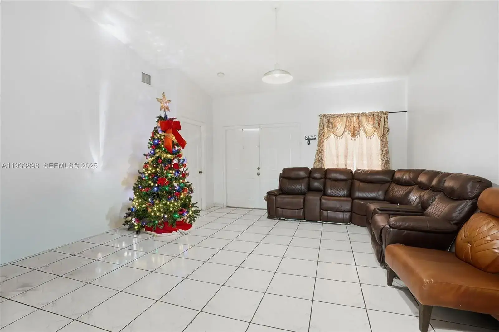 18615 NW 84th Court # 1, Hialeah FL 33015 photo 4