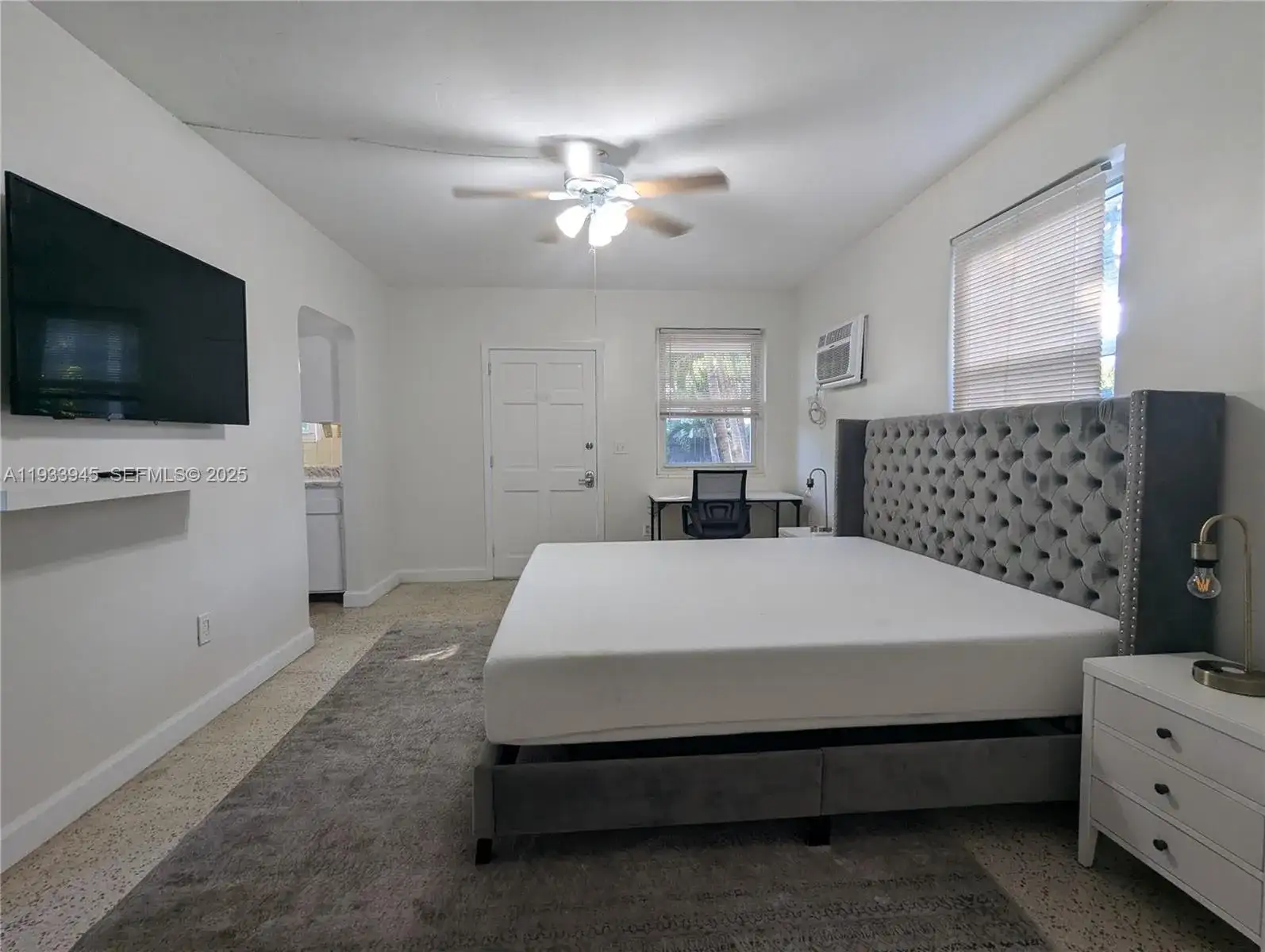 437 NE 107th St # 2, Miami FL 33161 photo 2