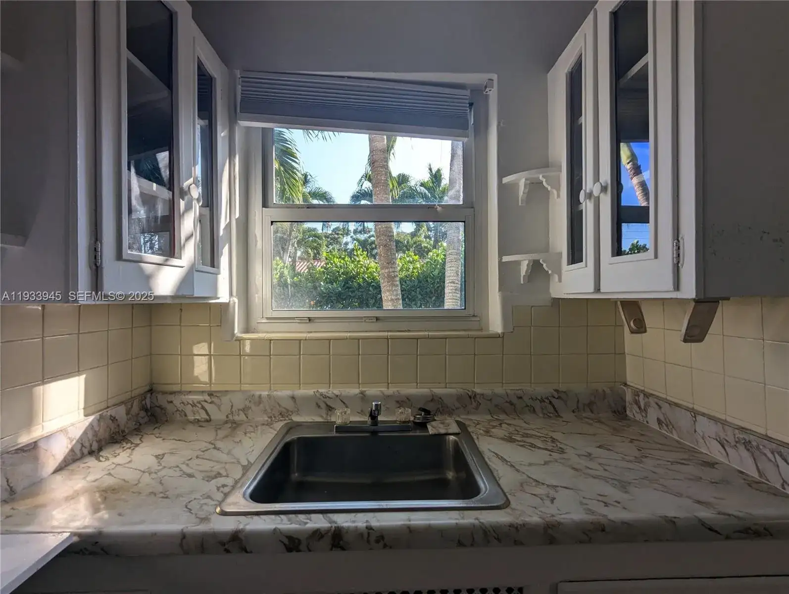 437 NE 107th St # 2, Miami FL 33161 photo 5