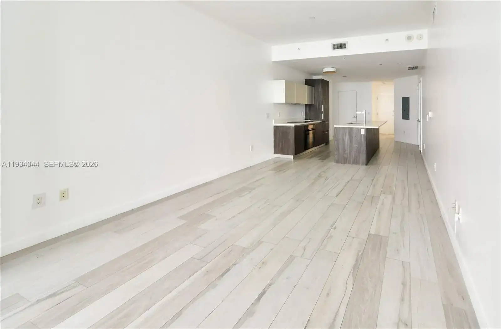 480 NE 31st St # 3405, Miami FL 33137 photo 3