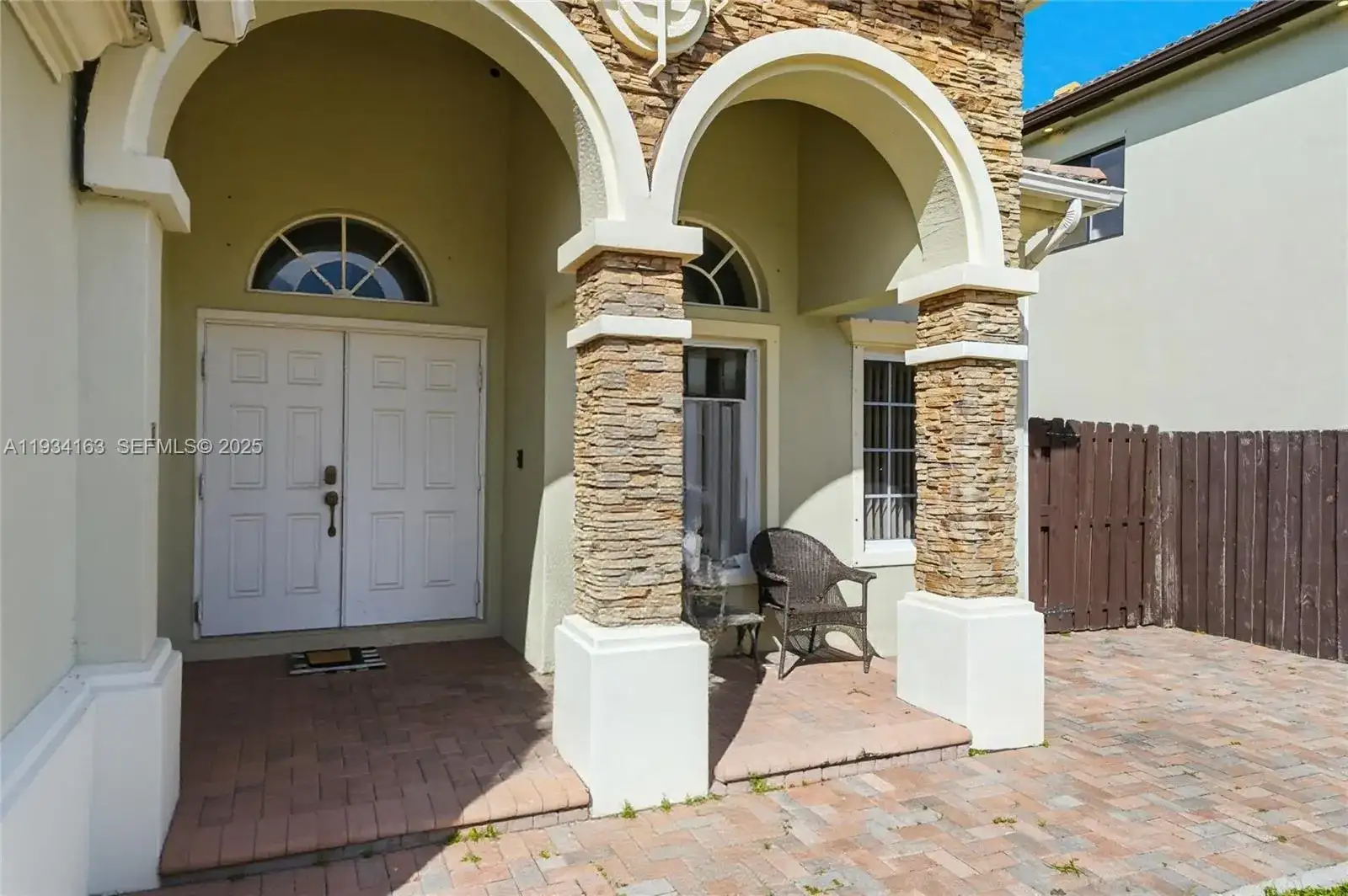 3561 NE 11th Dr, Homestead FL 33033 photo 5