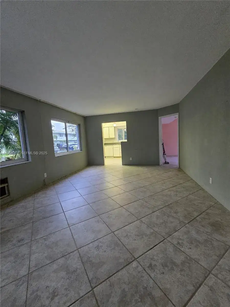 3201 SE 12th St # B3, Pompano Beach FL 33062 photo 4