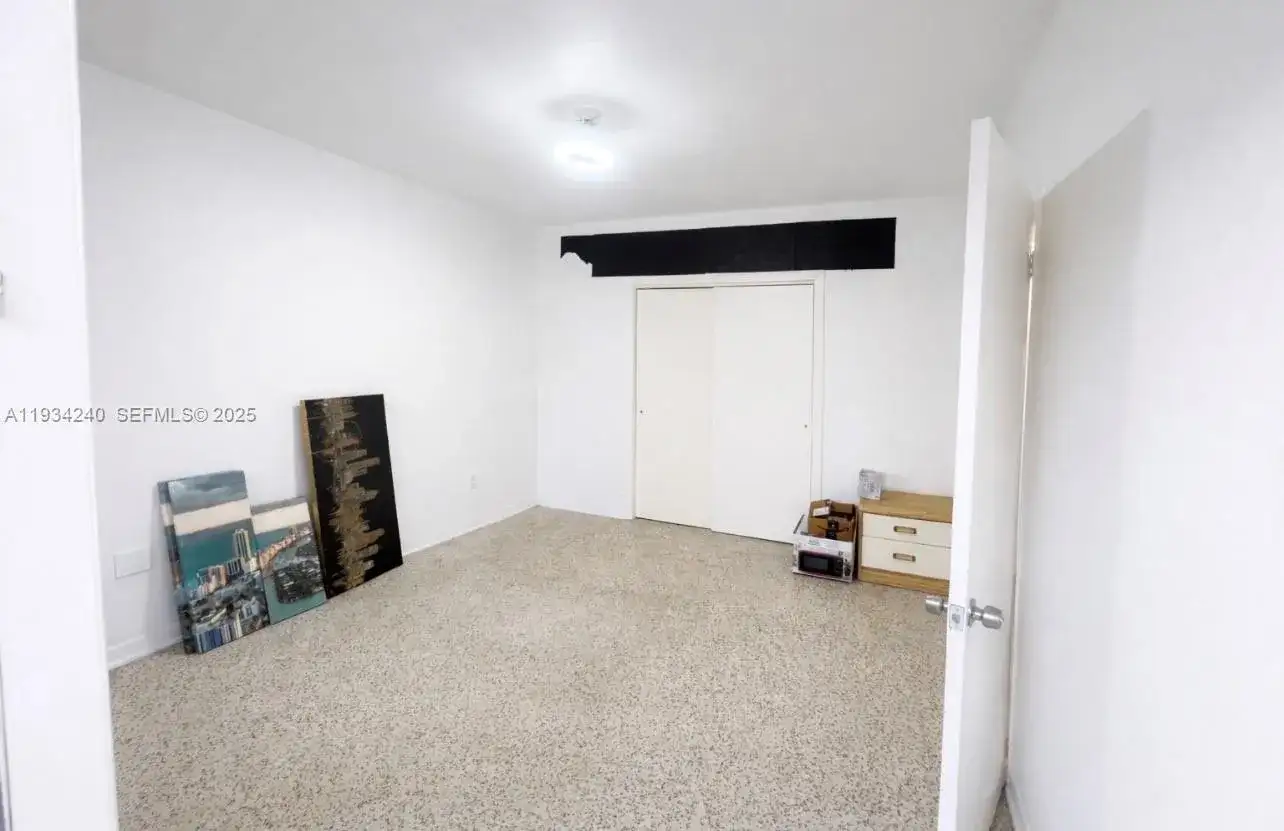 3080 SW 1st St, Miami FL 33135 photo 3