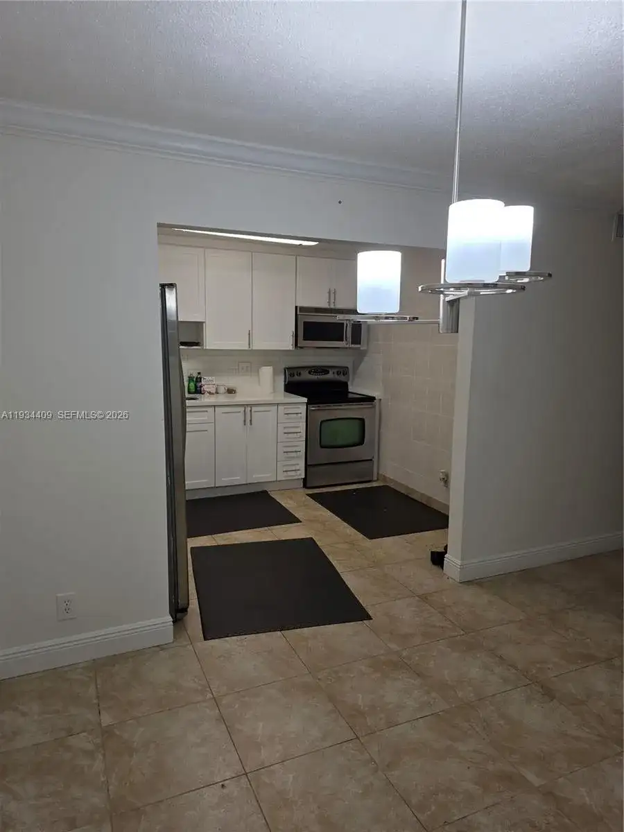 1811 Jefferson St # 501, Hollywood FL 33020 photo 3