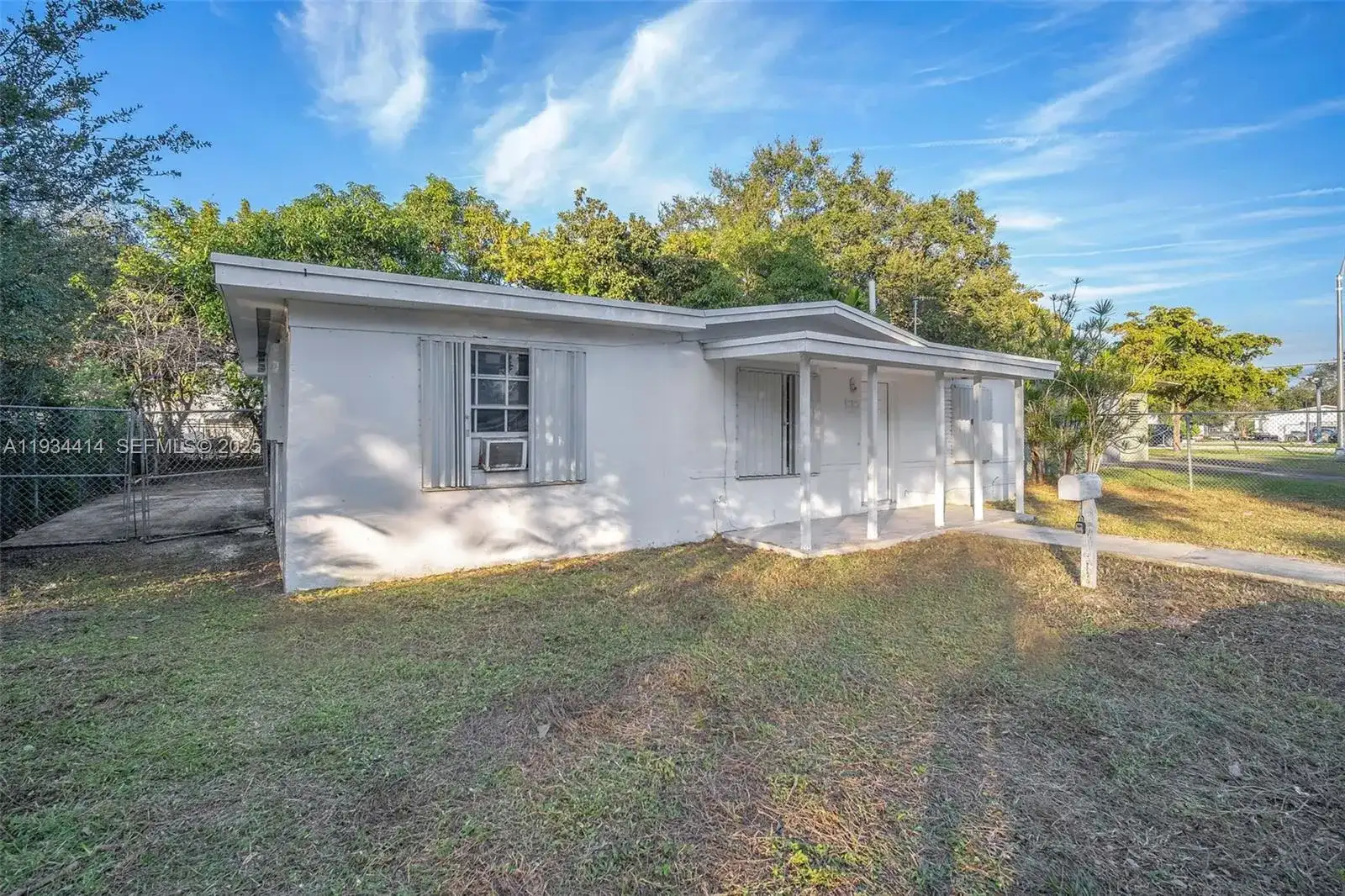 265 NW 135th, North Miami FL 33168 photo 2