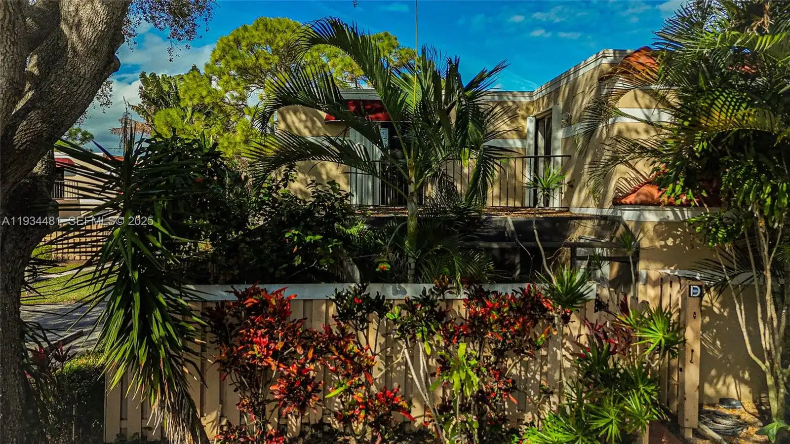 4205 Village Dr # D, Delray Beach FL 33445 photo 2