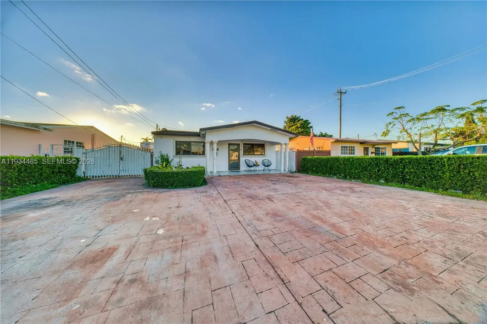 3640 SW 92nd Ave, Miami FL 33165 photo 2