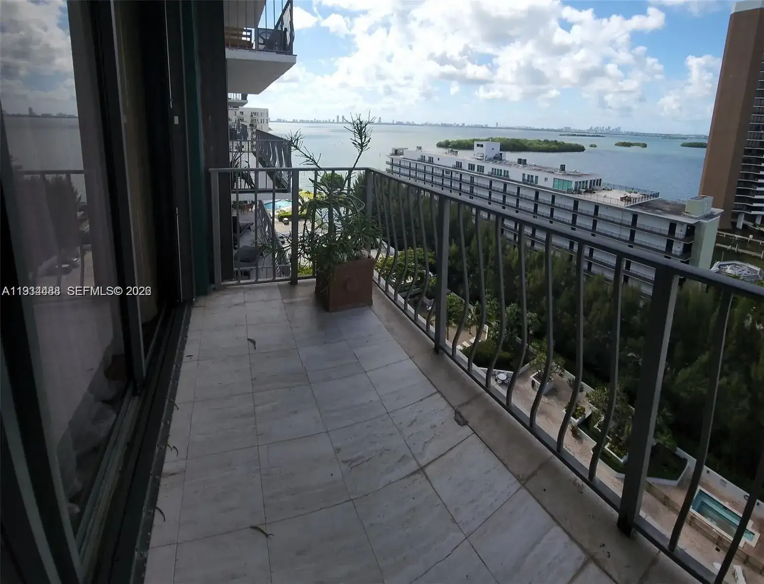 780 NE 69th St # 1207, Miami FL 33138 photo 3
