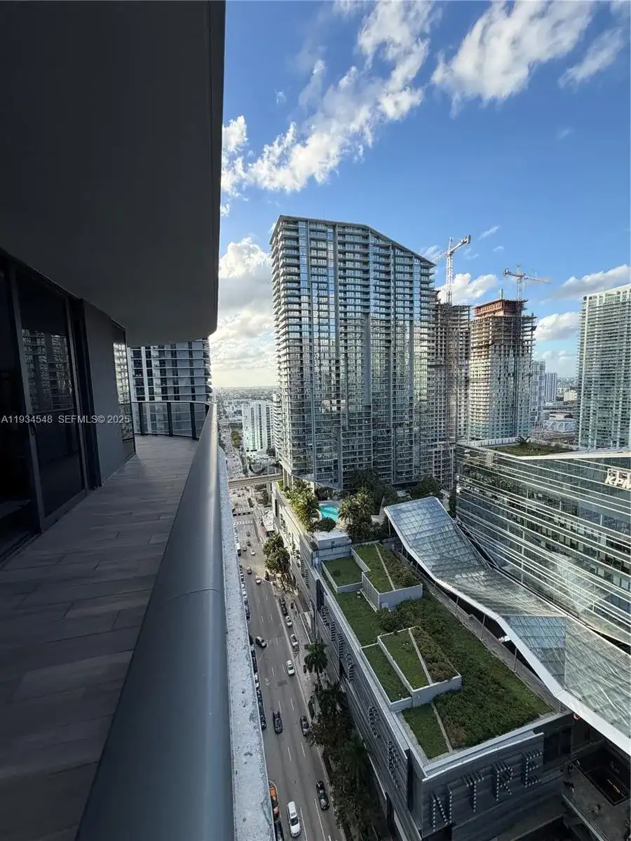801 S Miami Ave # 2709, Miami FL 33130 photo 4