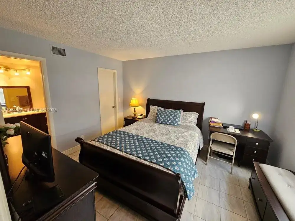 7118 Golf Colony Ct # 103, Lake Worth FL 33467 photo 4