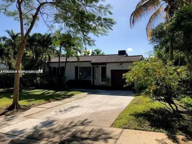 274 NW 92nd St, Miami Shores FL 33150 photo 2