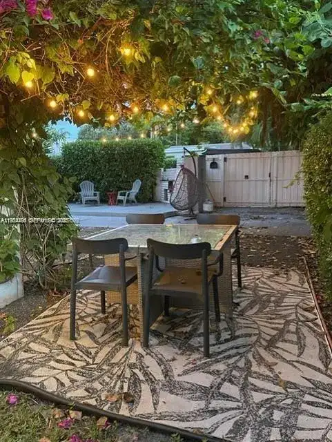 274 NW 92nd St, Miami Shores FL 33150 photo 5