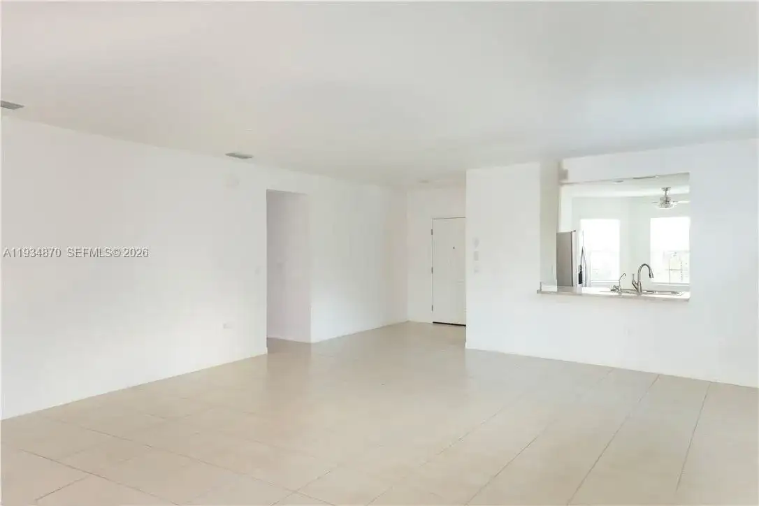 2802 40TH ST SW, Lehigh Acres FL 33976 photo 5