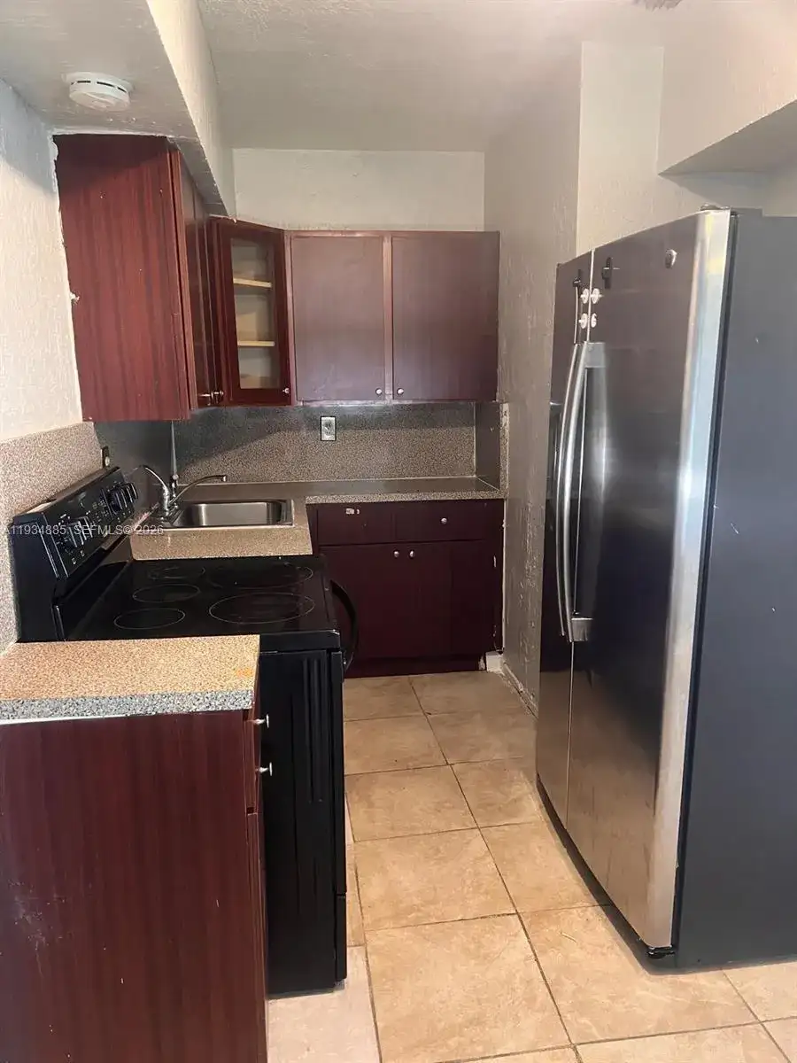 16531 NW 18th Ct, Miami Gardens FL 33054 photo 5
