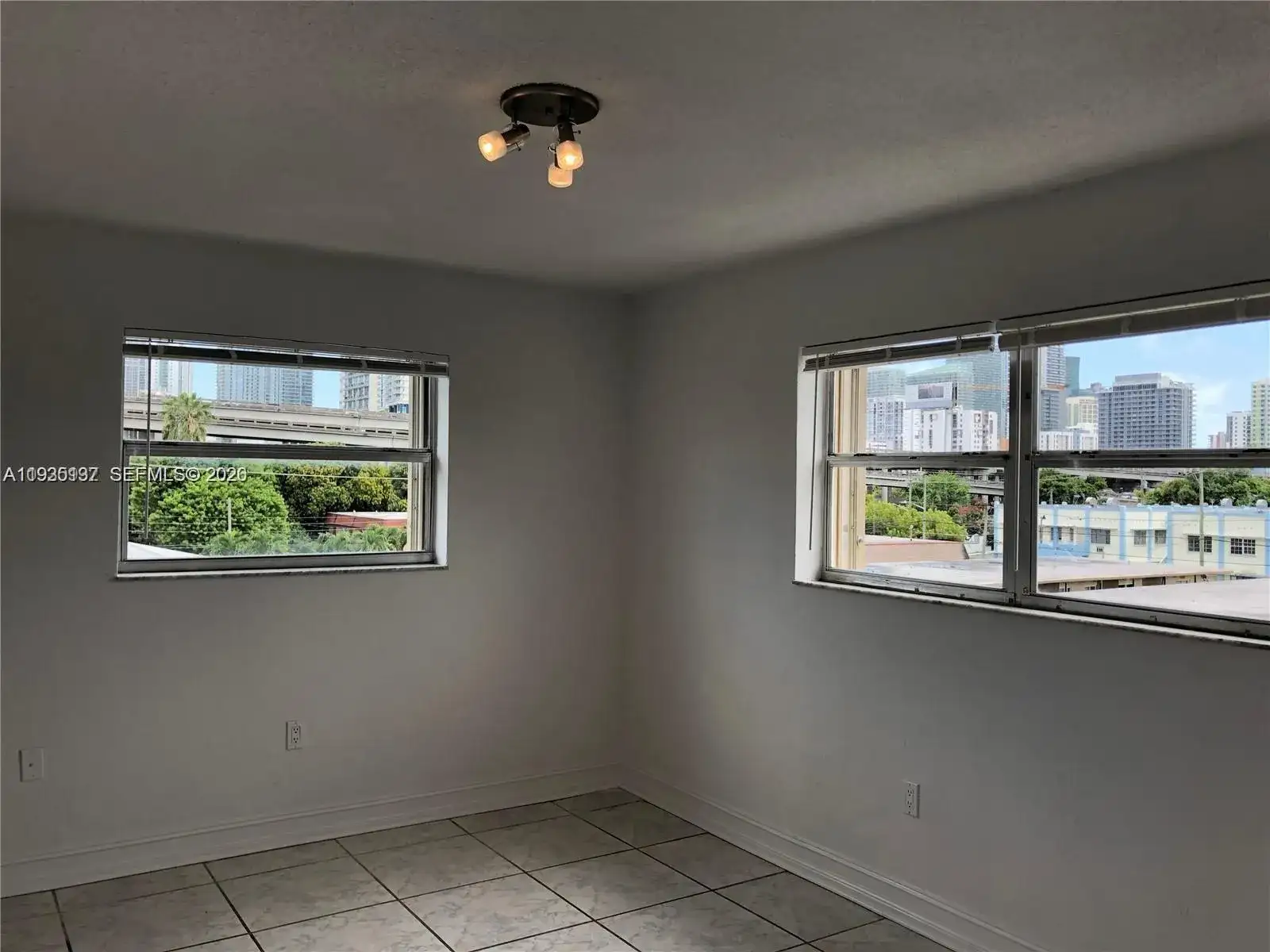 444 SW 4th St # 404, Miami FL 33130 photo 4