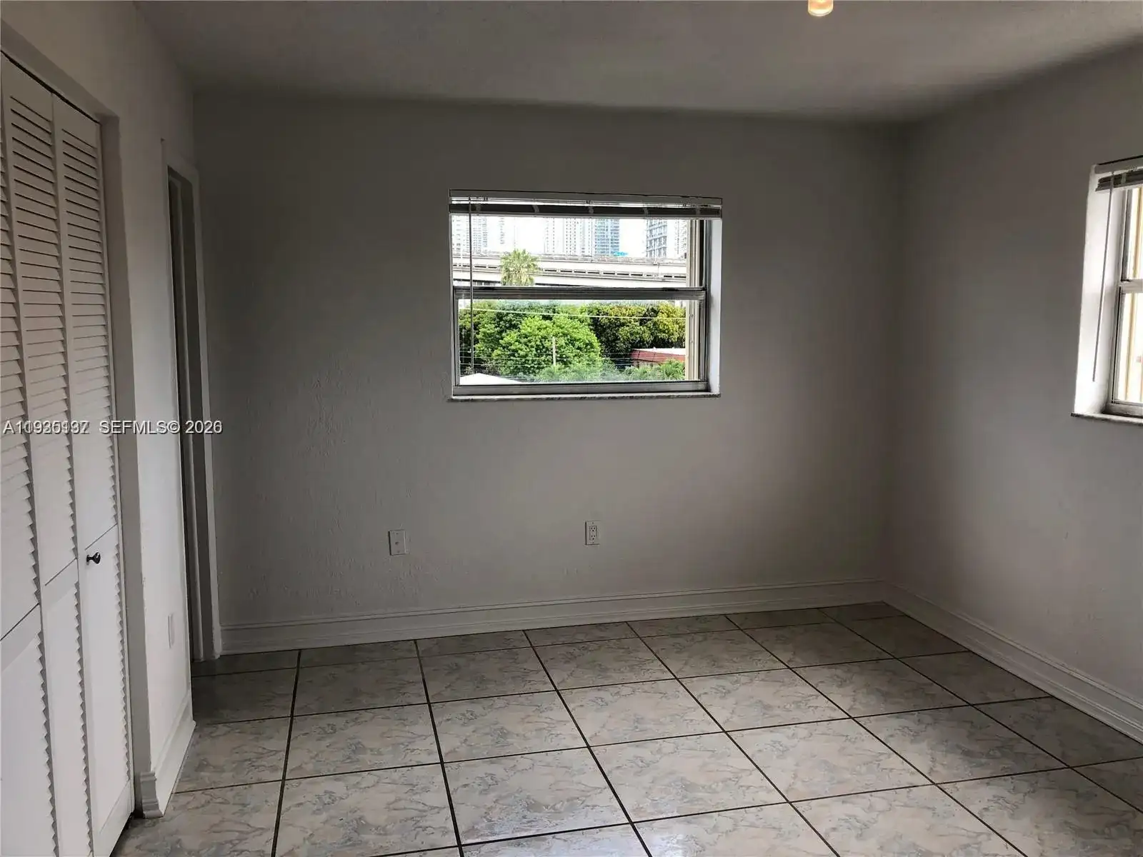 444 SW 4th St # 404, Miami FL 33130 photo 5