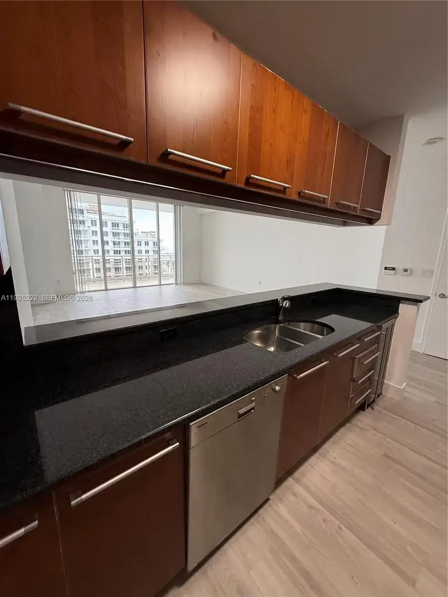 901 Brickell Key Blvd # 3102, Miami FL 33131 photo 4