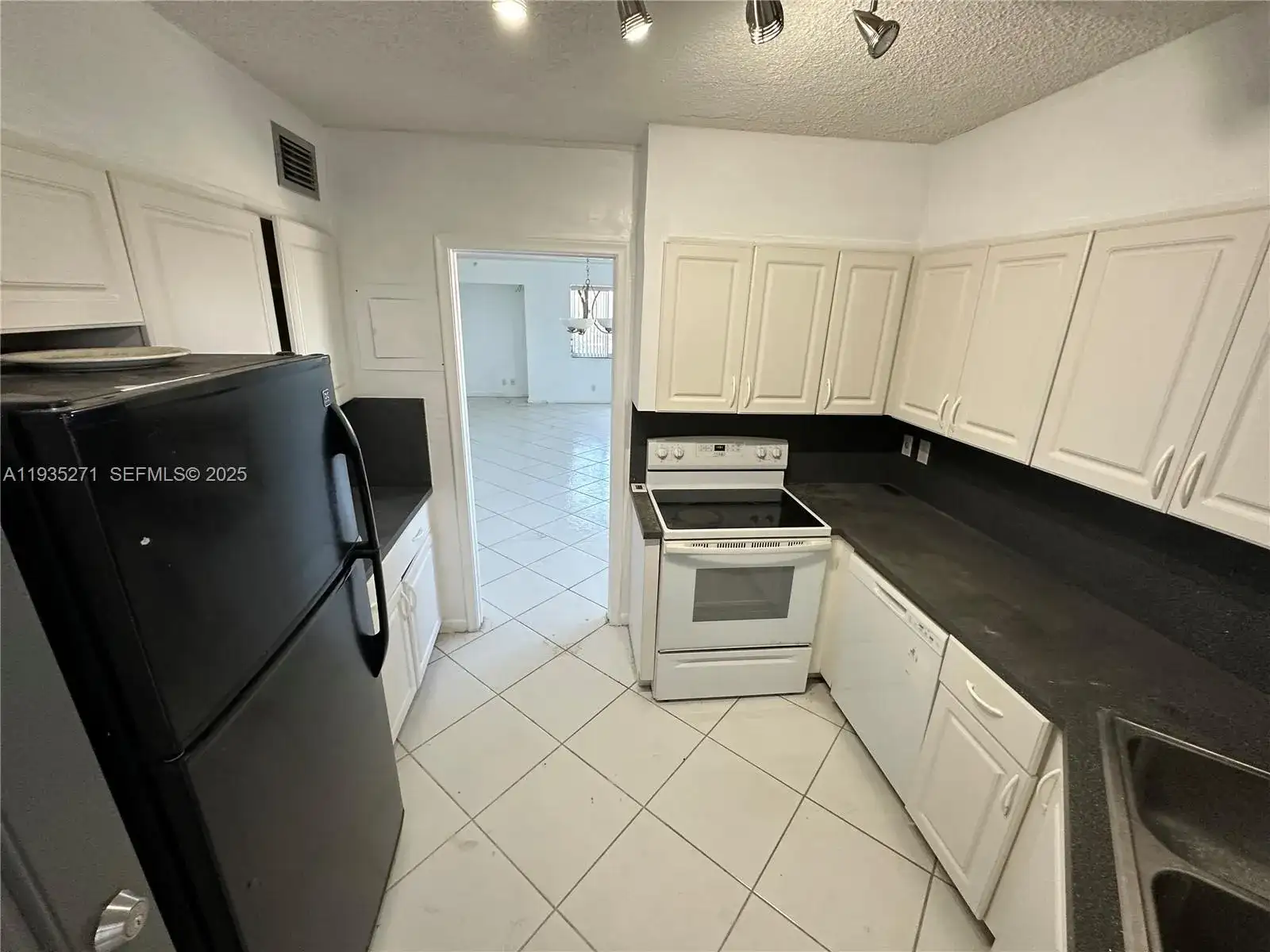 3301 Spanish Moss Ter # 501, Lauderhill FL 33319 photo 4