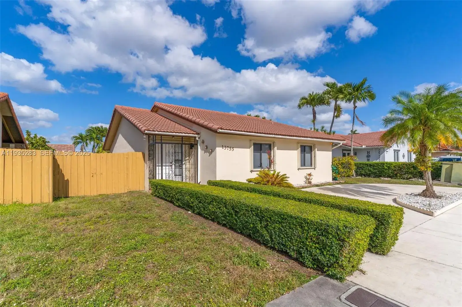 13755 SW 23rd Ter, Miami FL 33175 photo 2