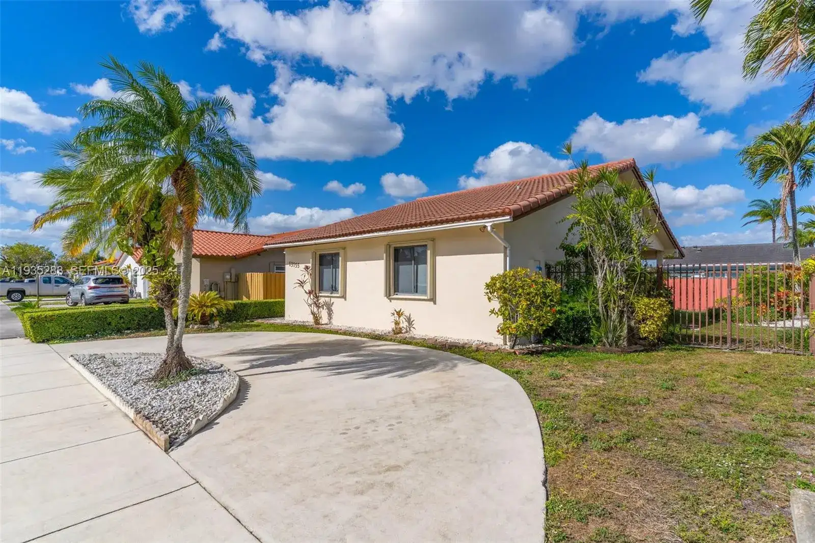 13755 SW 23rd Ter, Miami FL 33175 photo 3