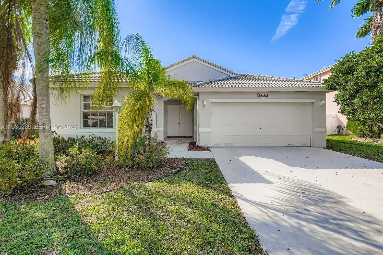 14242 NW 18th Pl, Pembroke Pines FL 33028 photo 3