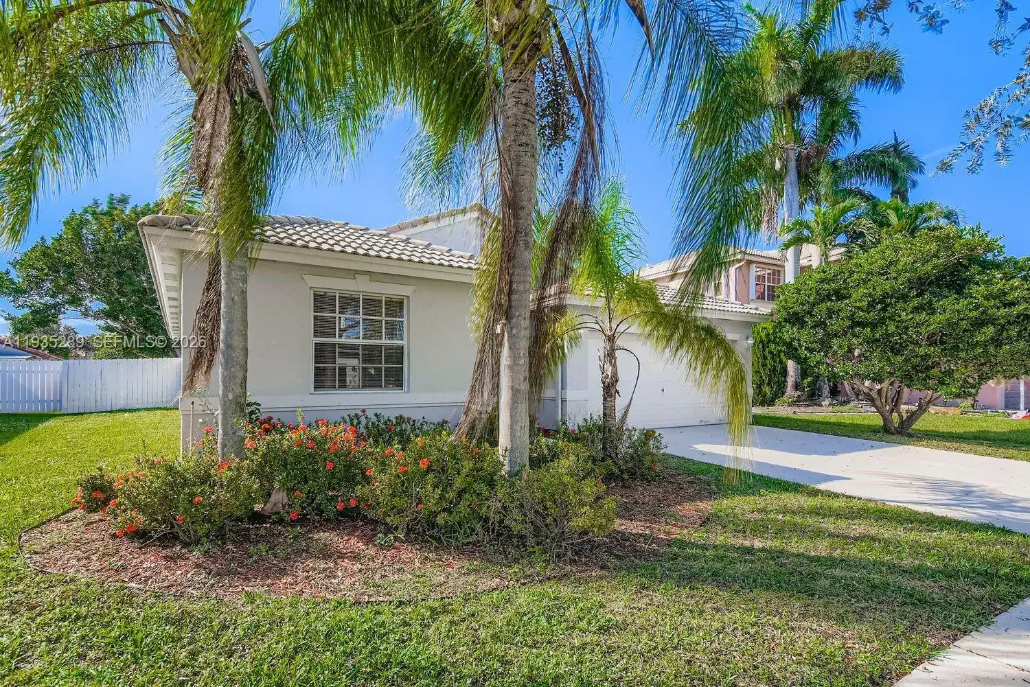 14242 NW 18th Pl, Pembroke Pines FL 33028 photo 4
