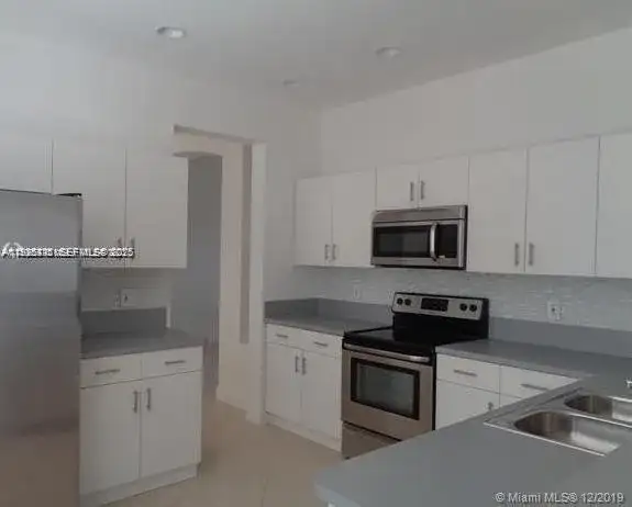3013 Woodlands Dr # 3013, Margate FL 33063 photo 2