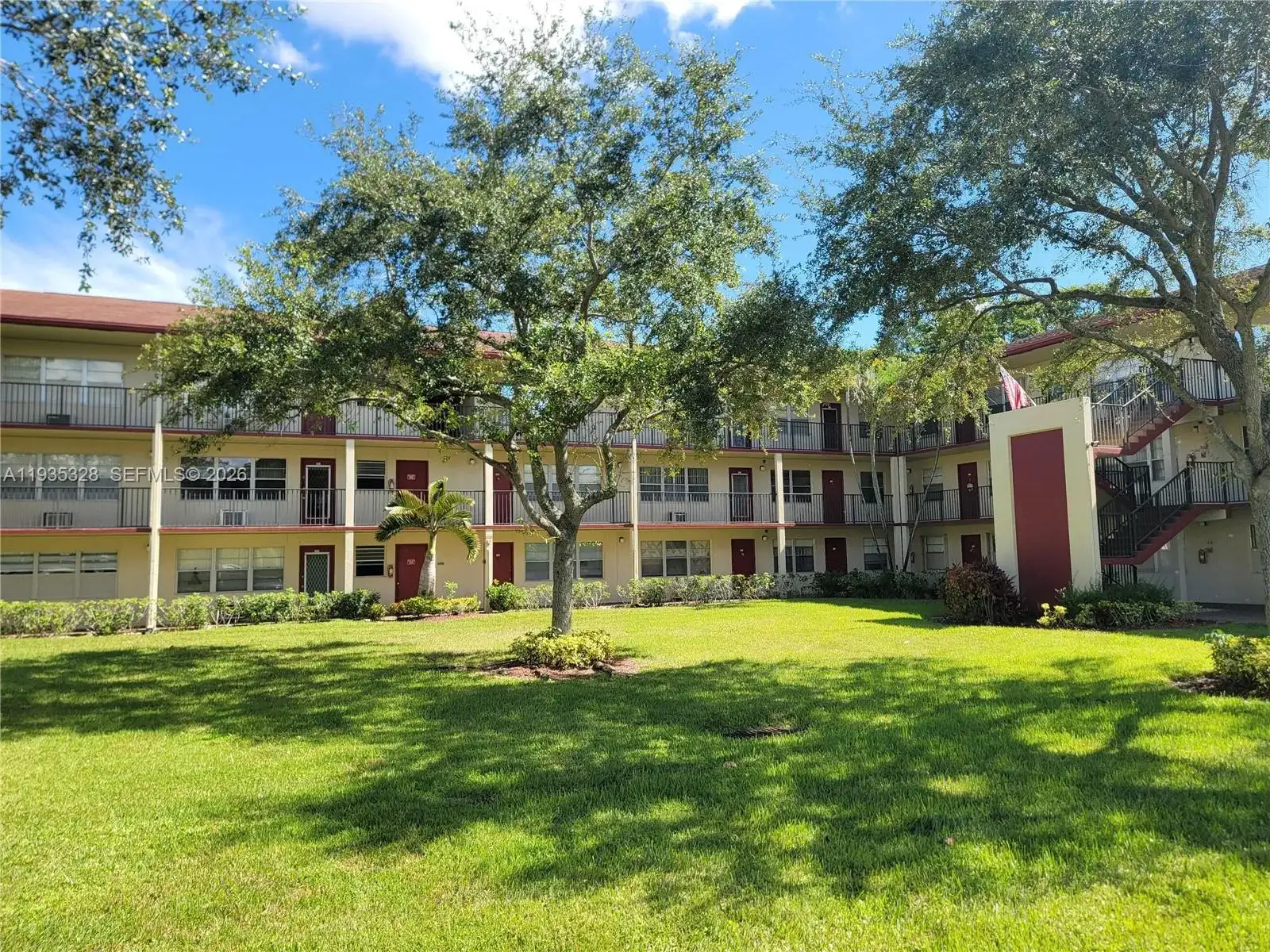 151 SW 134th Way # 312N, Pembroke Pines FL 33027 photo 4