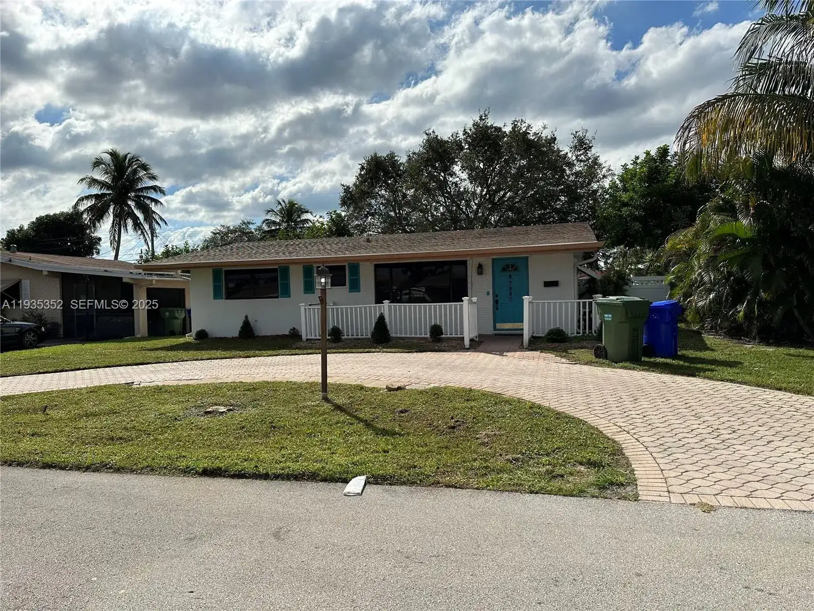 7880 NW 11th St, Pembroke Pines FL 33024 photo 3