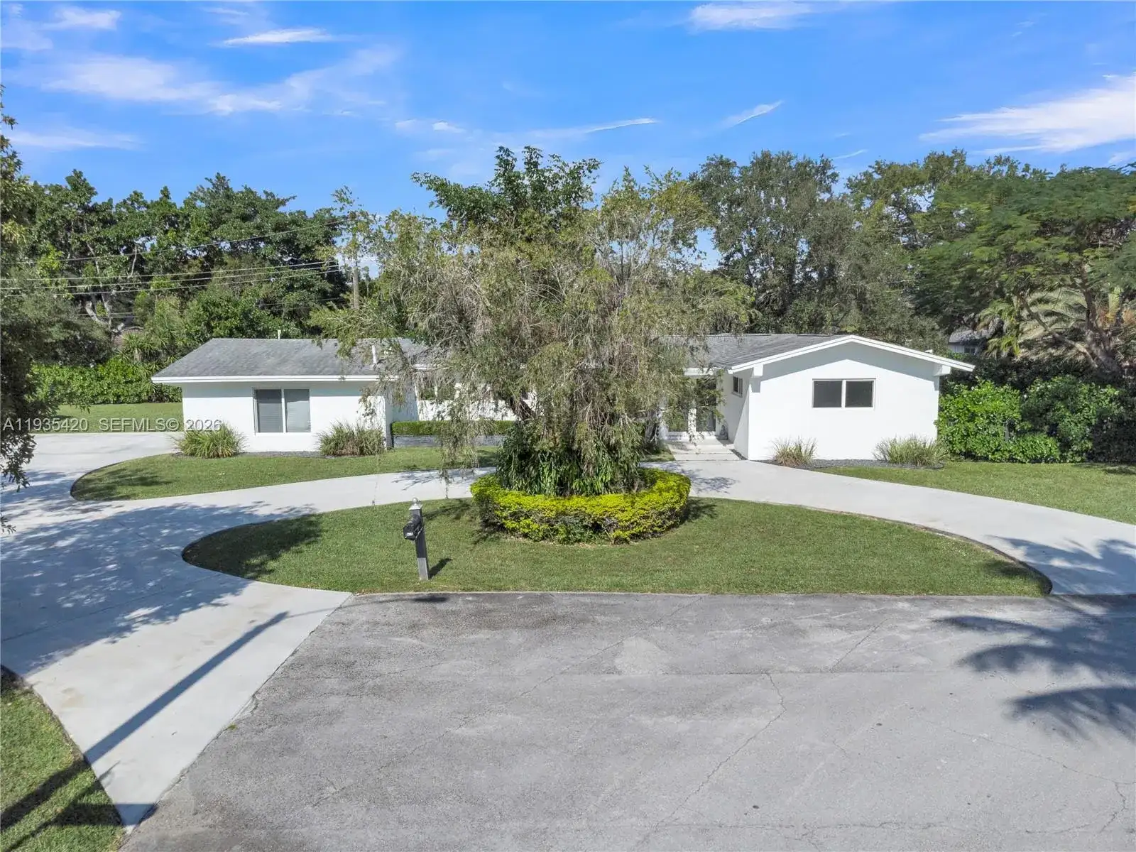 7465 SW 135th St, Pinecrest FL 33156 photo 3
