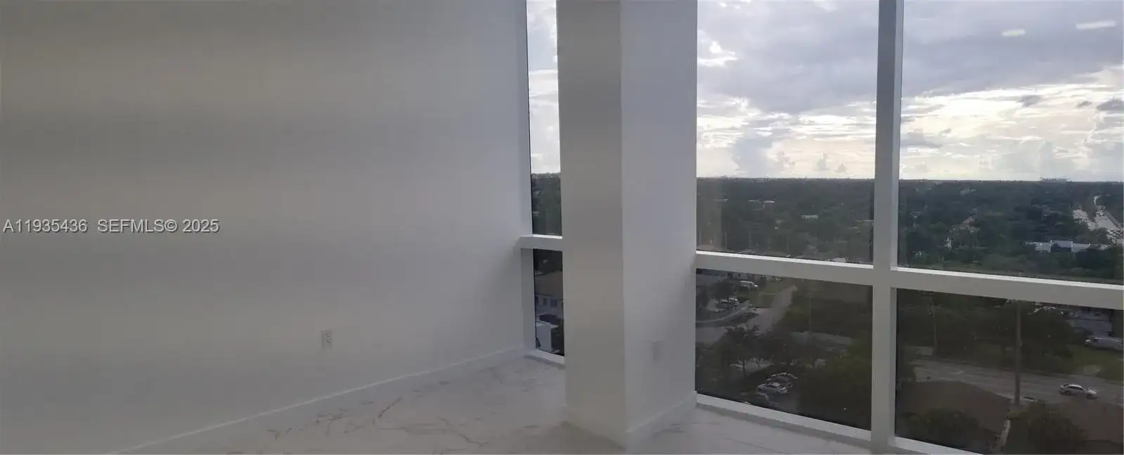 20200 W Dixie Hwy 901 Hwy, Miami FL 33180 photo 3