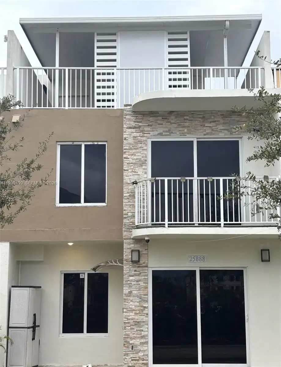 25888 SW 139th Path, Homestead FL 33032 photo 2