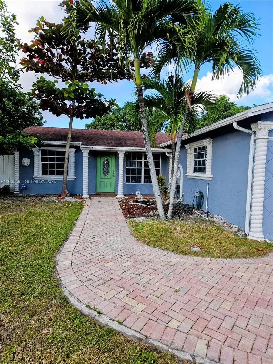 7601 Kimberly Blvd, North Lauderdale FL 33068 photo 3