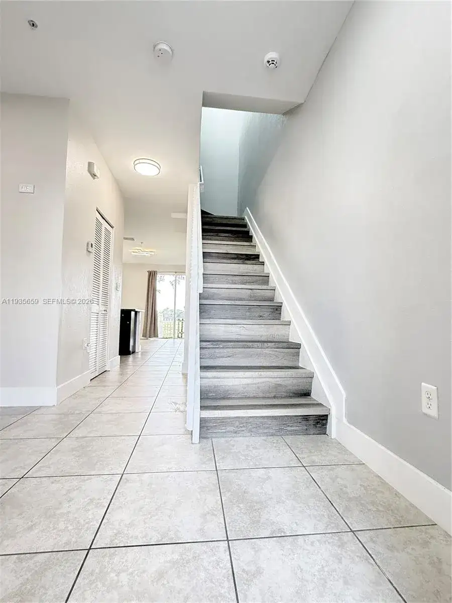 134 SE 28th Ter # 5, Homestead FL 33033 photo 2