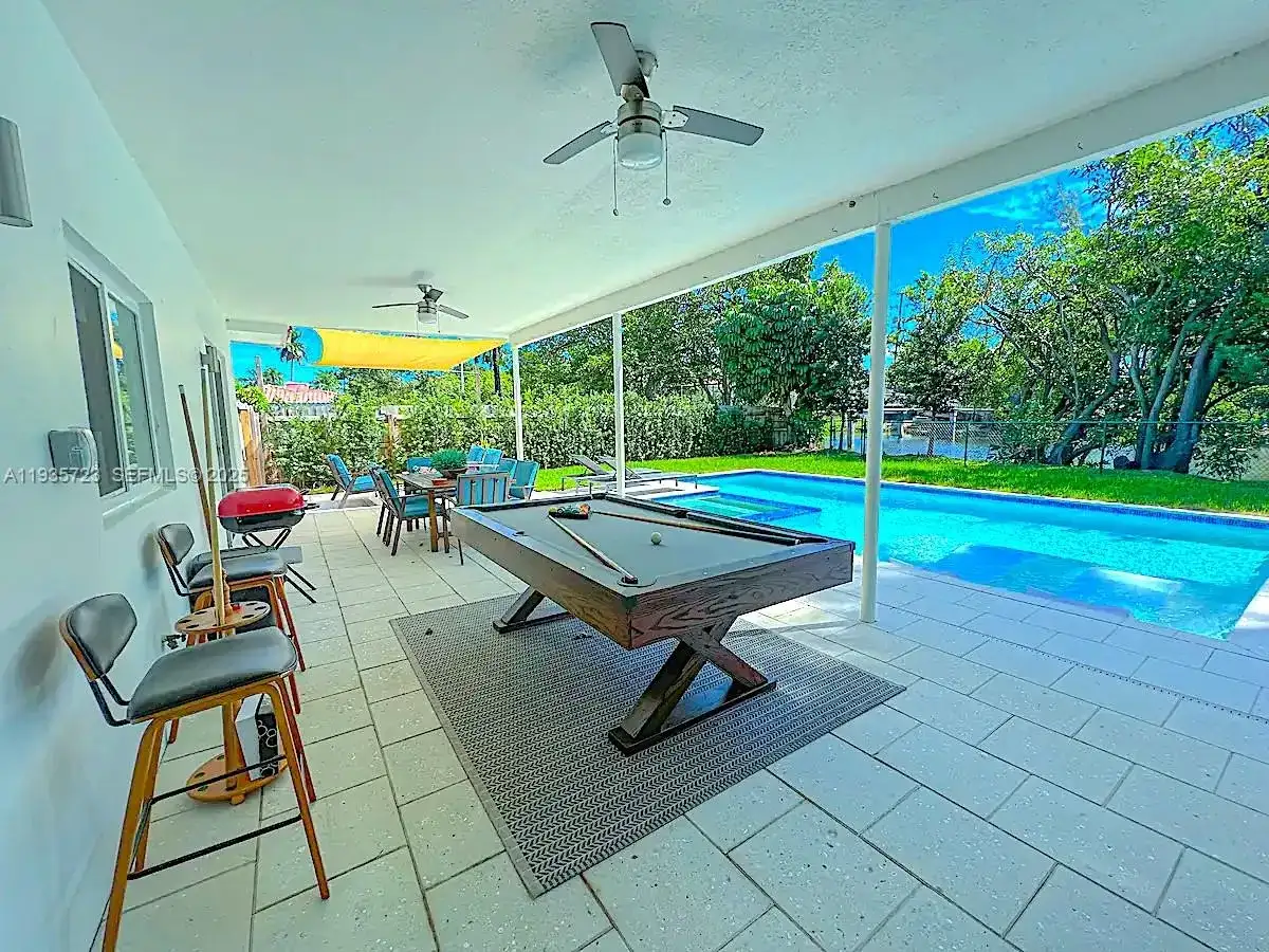 200 NW 86th St, El Portal FL 33150 photo 5
