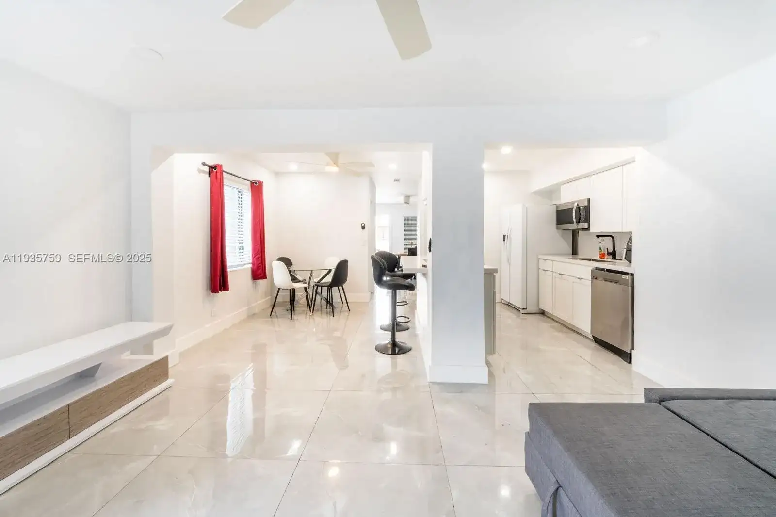 711 85th St, Miami Beach FL 33141 photo 5