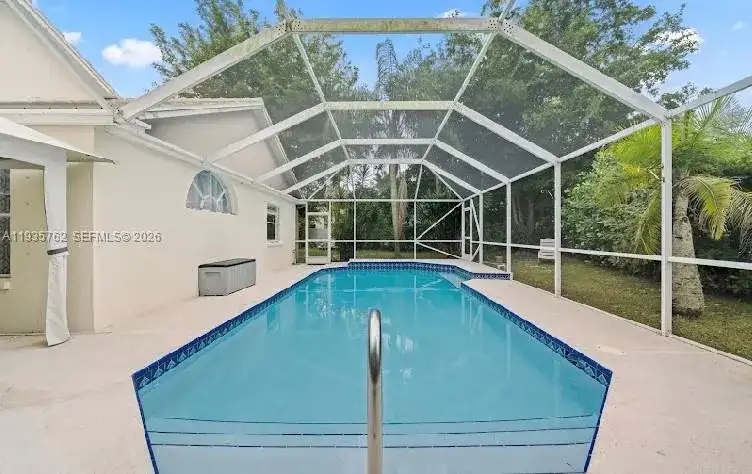 2002 Lake Breeze Ct, Wellington FL 33414 photo 3